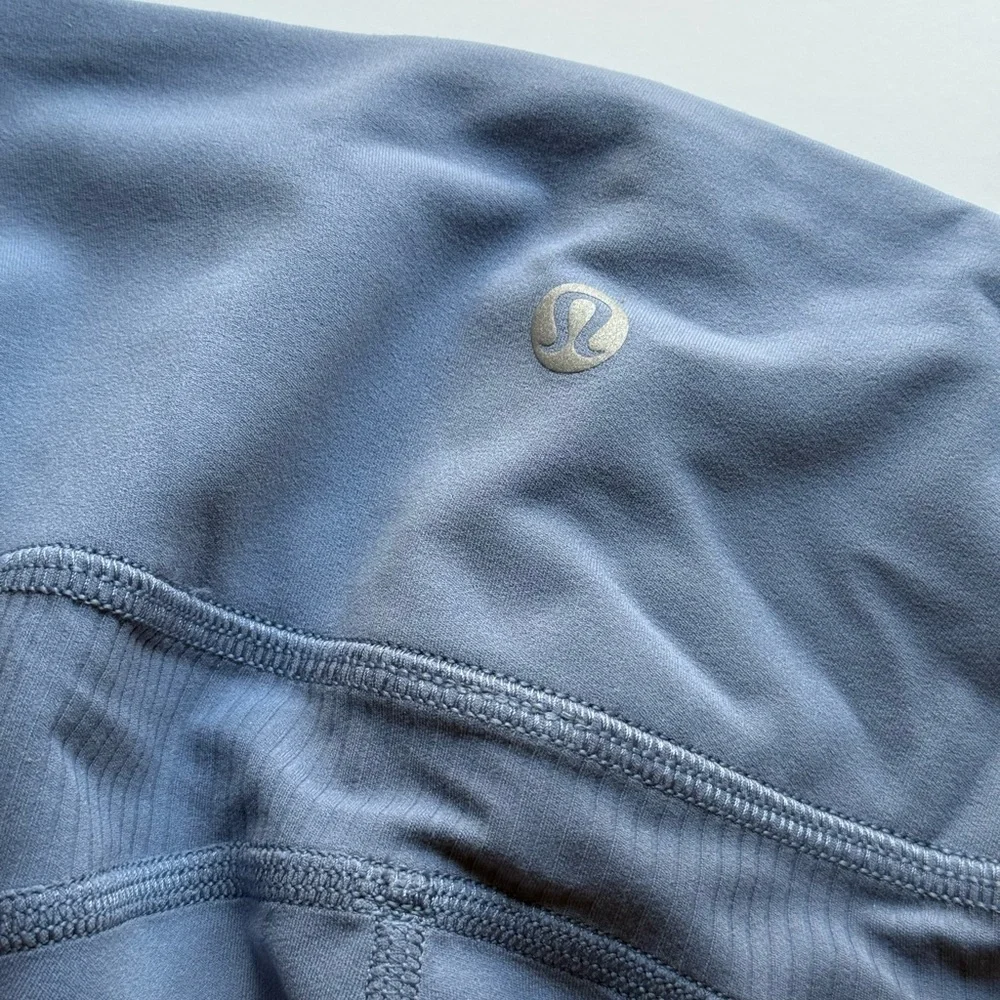 ❄️🩵NWT/ Lululemon Groove HR Ribbed Panel Tight 28” - Picture 4 of 5